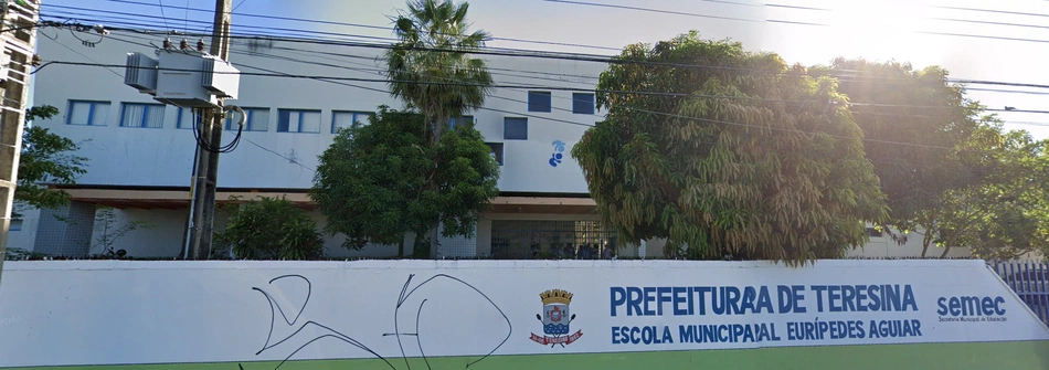 Escola Municipal Eurípedes de Aguiar