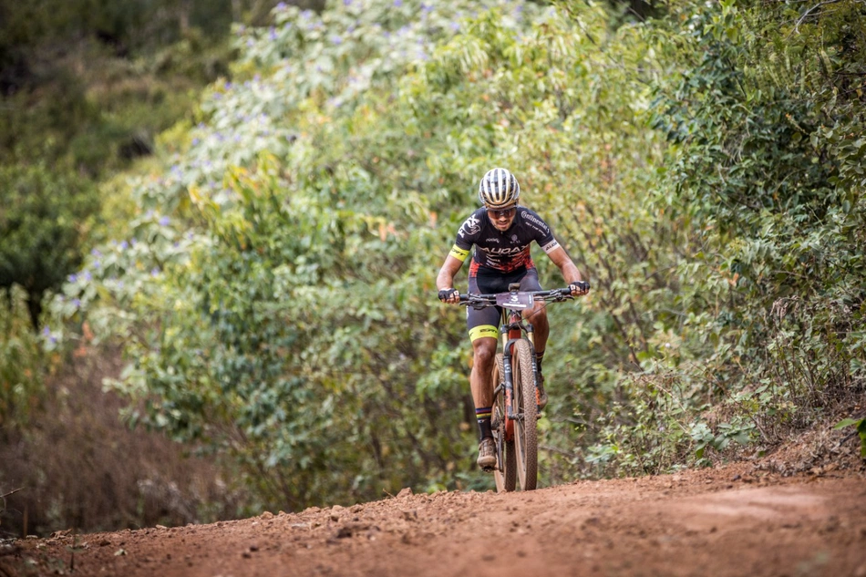 Letícia Cândido e Nicholas Rafael ganham no primeiro dia da Picos Pro Race