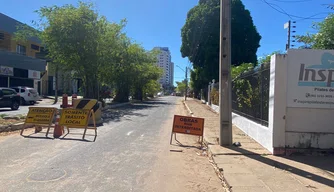 Trecho da Avenida Senador Arêa Leão em Teresina.