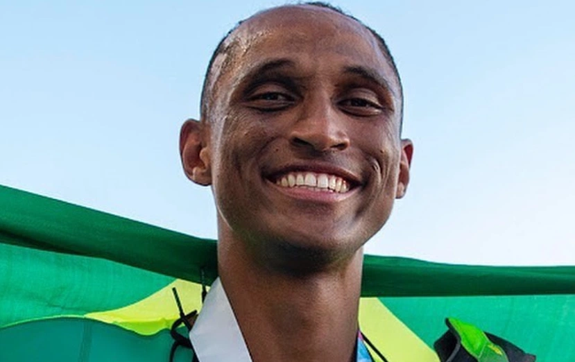 Sargento da Marinha Brasileira é campeão mundial de Atletismo