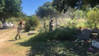 Cemitério Santo Antônio, no bairro Buenos Aires.