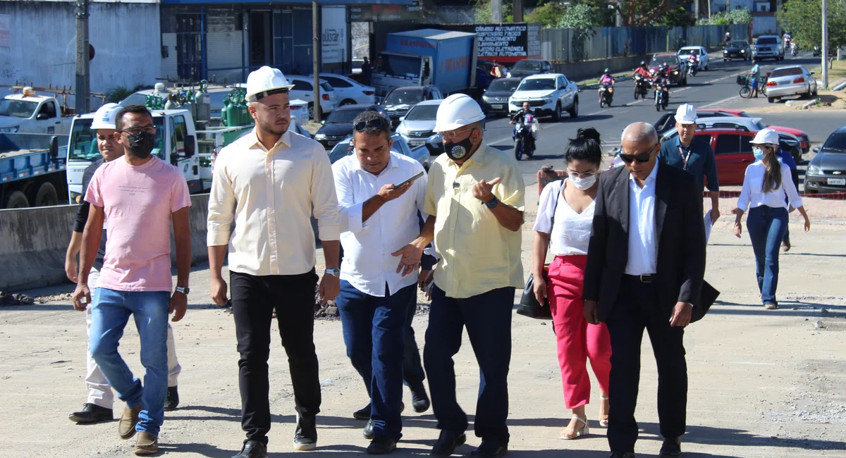 Dr. Pessoa visita obra do viaduto da Tabuleta nesta terça