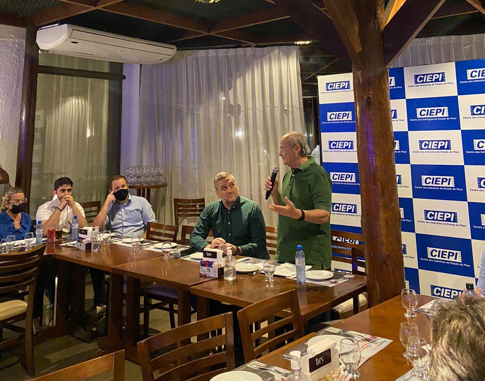 Reunião entre CEAPI e Silvio Mendes.