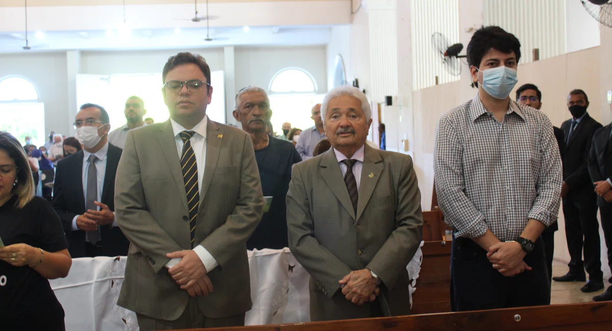 Missa solene do aniversário de 170 anos de Teresina.