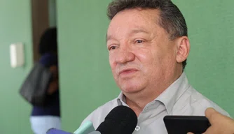 Secretário da FMS de Teresina, Dr. Gilberto Albuquerque