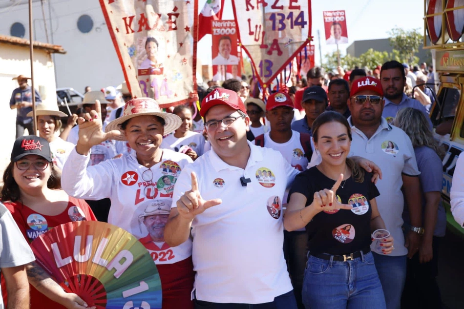 Rafael Fonteles e Wellington Dias visitam a cidade Sussuapara.