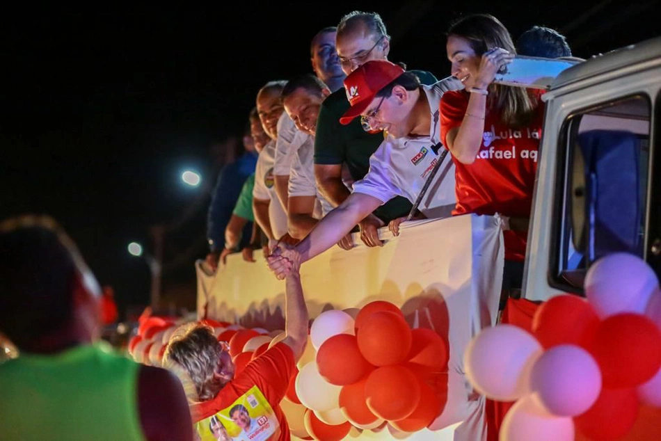 Rafael Fonteles (PT) e Wellington Dias (PT) em carreata