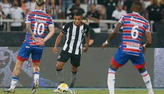 Botafogo joga contra Fortaleza neste domingo no Castelão