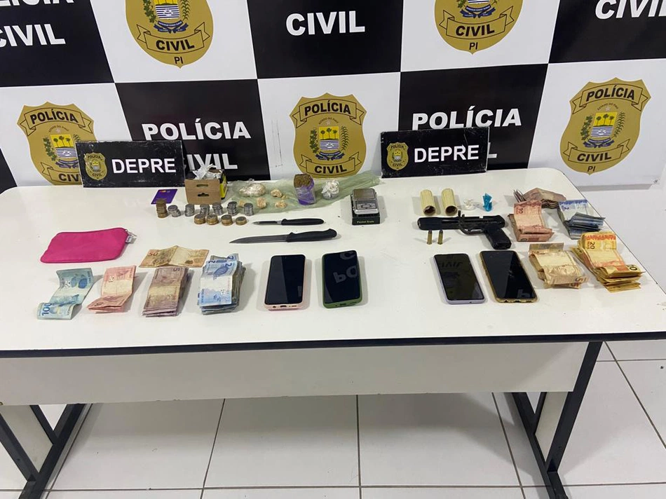 Apreensão realizada nos bairros Água Mineral e Morro da Esperança pela Polícia Civil.