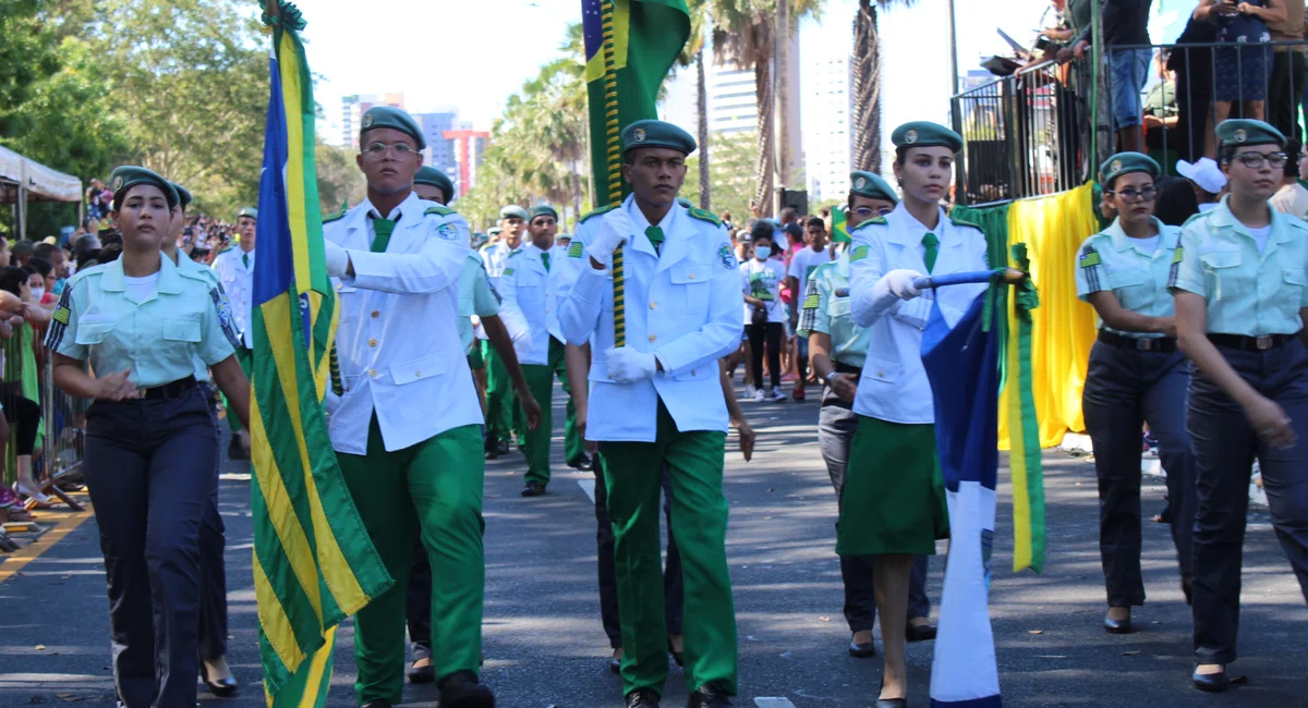 Desfile de 200 anos da Independência do Brasil