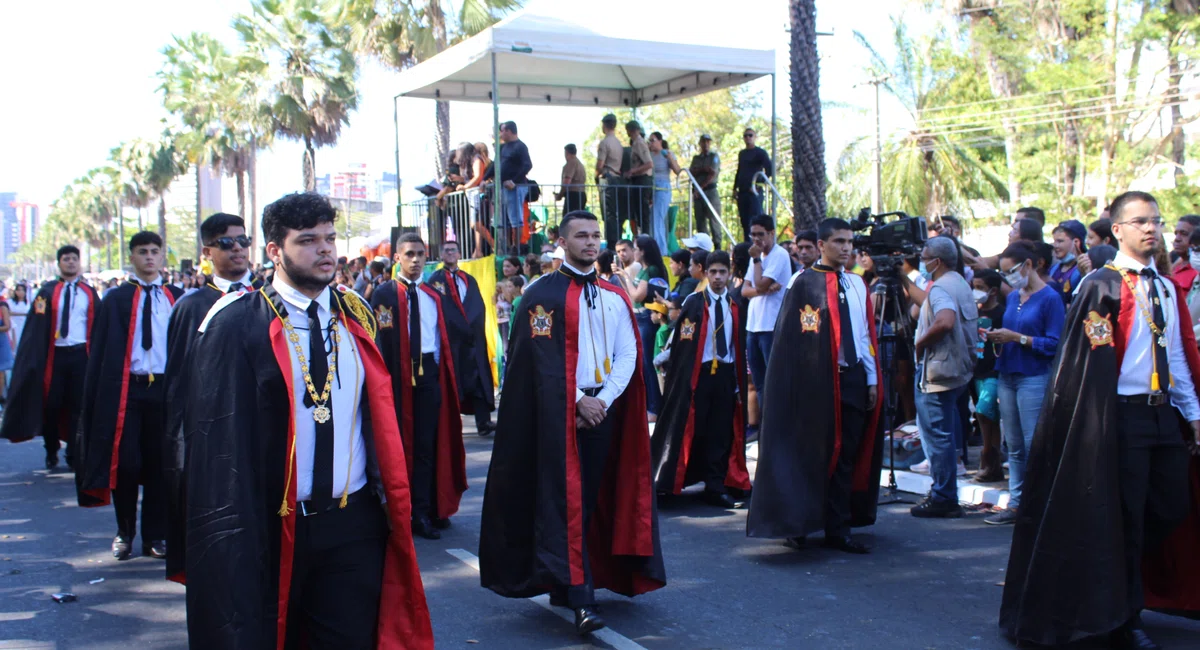 Desfile de 200 anos da Independência do Brasil