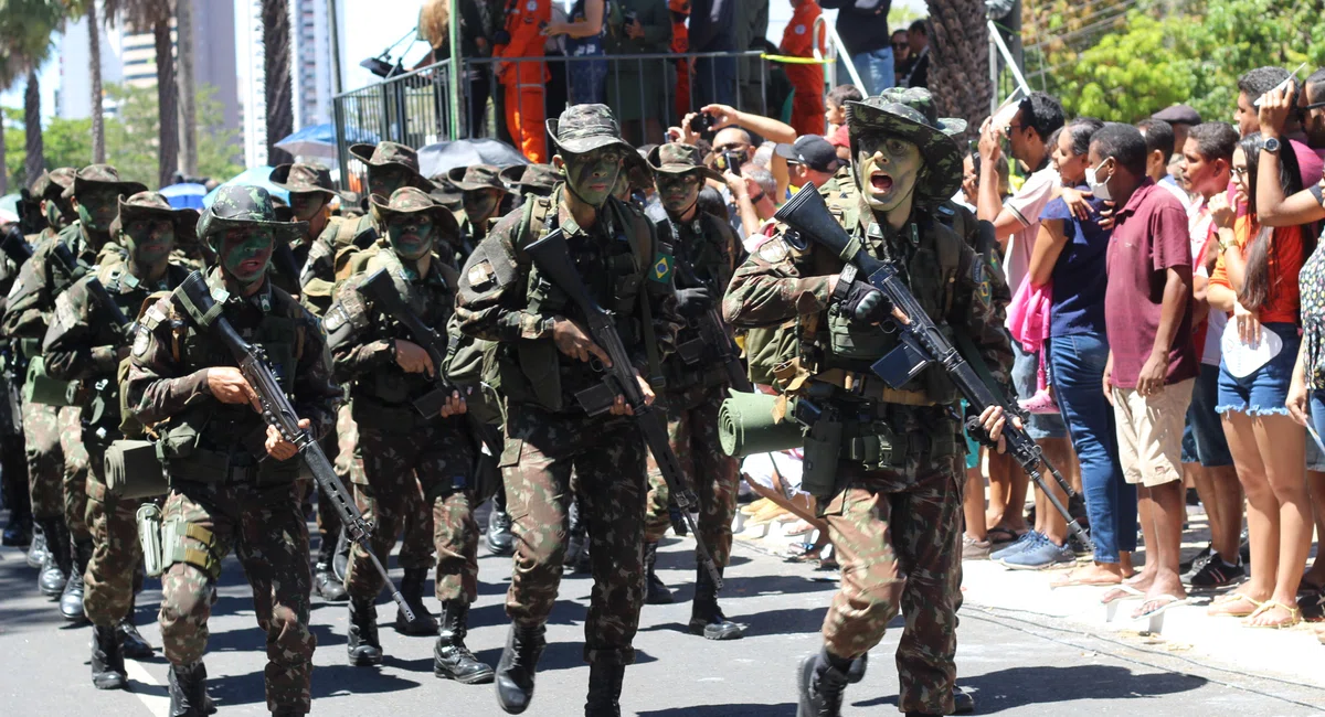 Desfile de 200 anos da Independência do Brasil