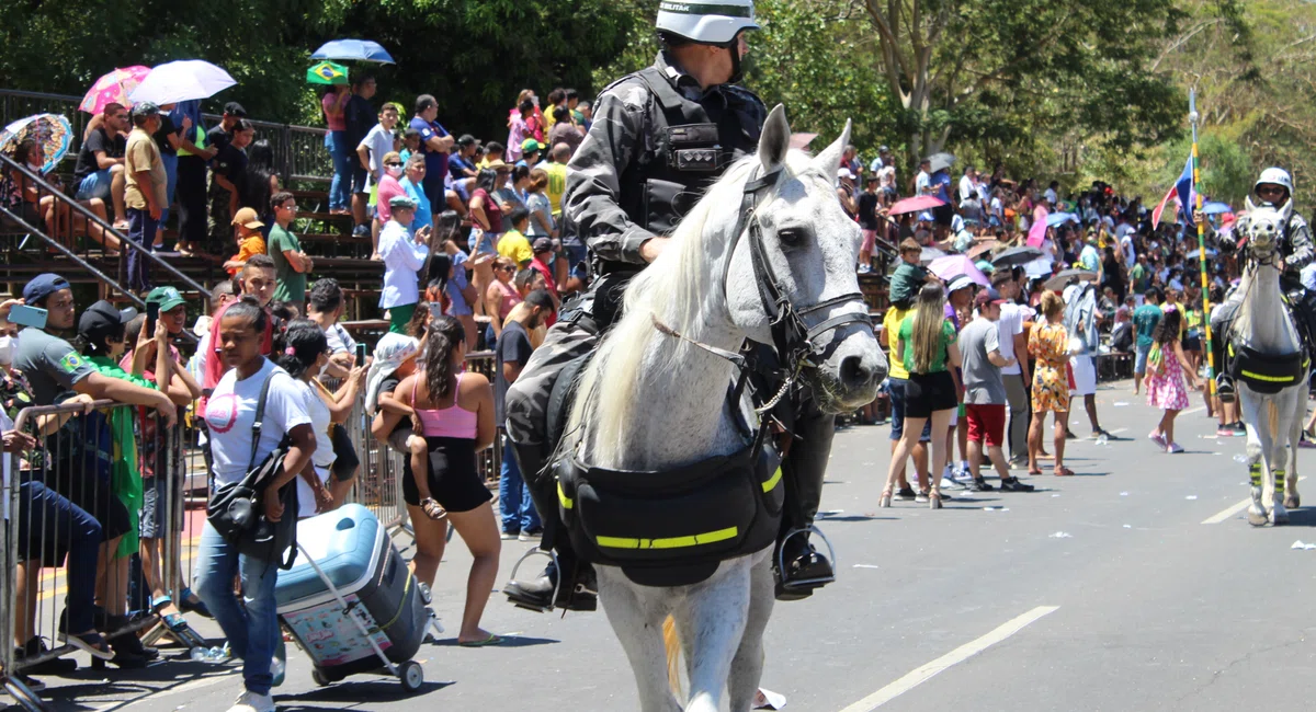 Desfile de 200 anos da Independência do Brasil