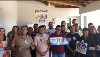 Prefeito, vice e vereadores de Pavussu aderem a campanha de Sílvio Mendes.