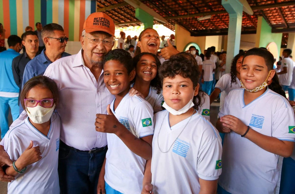 Dr. Pessoa em escola