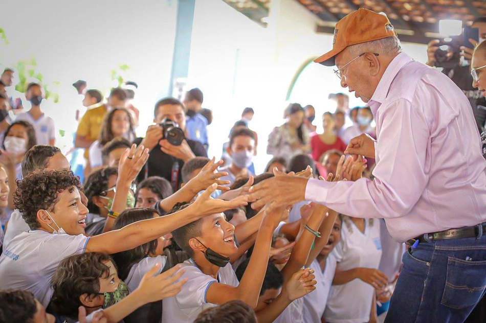 Dr. Pessoa em escola