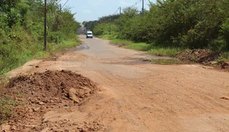 Obra inacabada na Av Dom Elder Câmara causa transtorno na zona Leste da capital