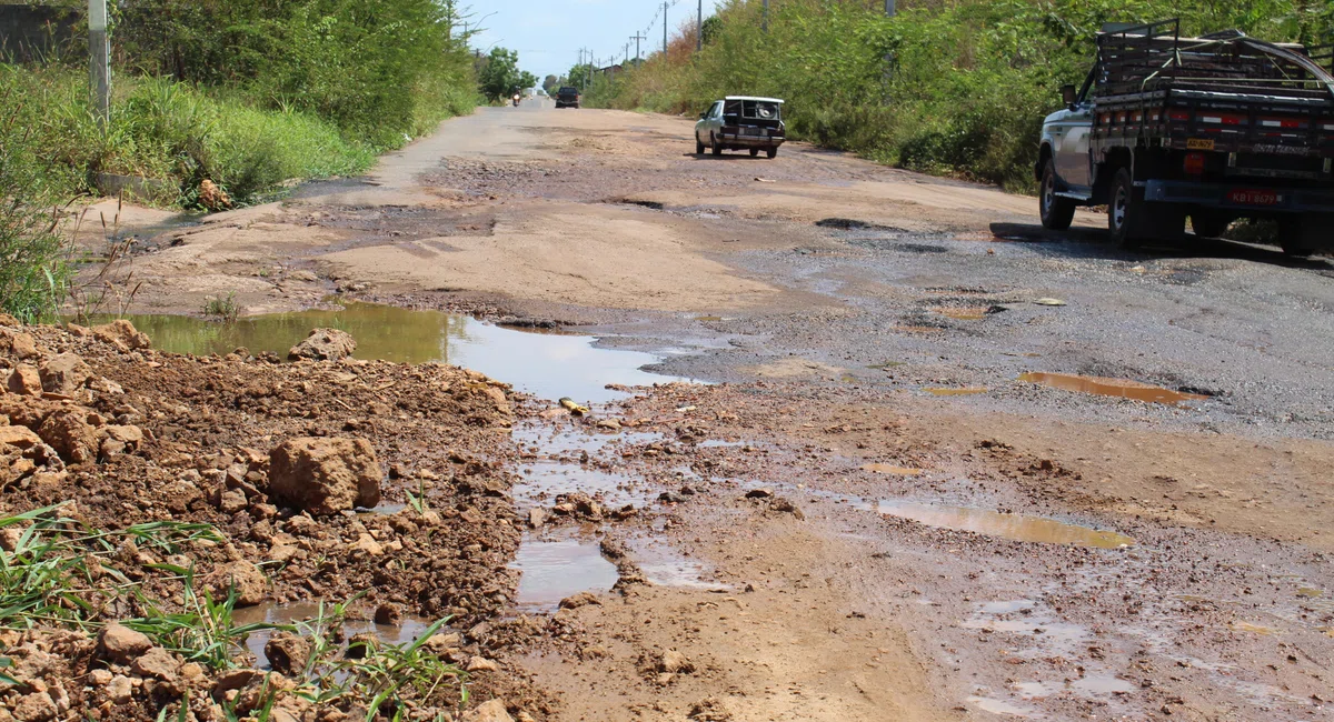 Obra inacabada na Av Dom Elder Câmara causa transtorno na zona Leste da capital