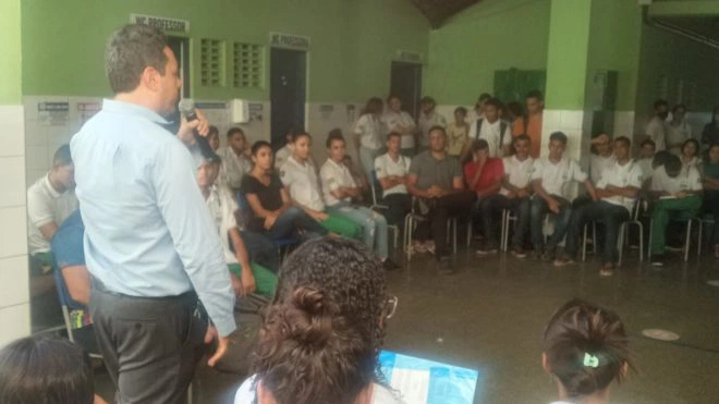 Palestra realizada na escola “João Ferri” em Agricolândia.