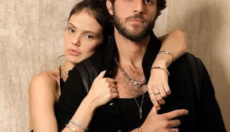 Chay Suede e Laura Neiva