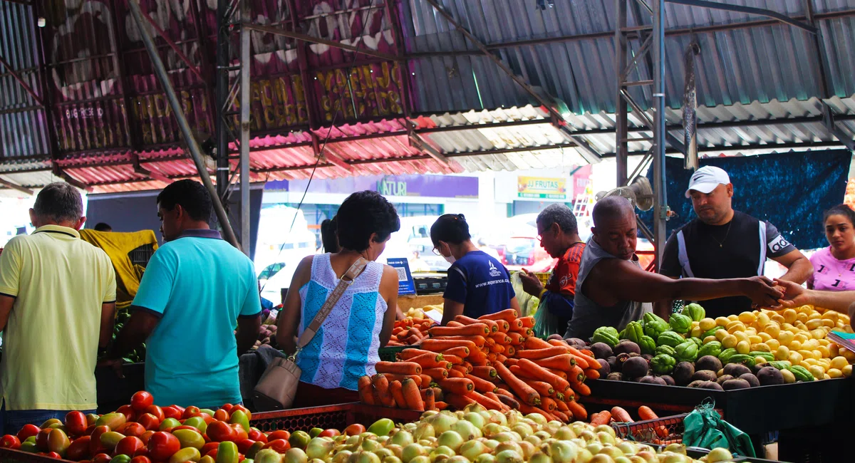 Preços; ceasa; economia; comércio; mercado; pib;