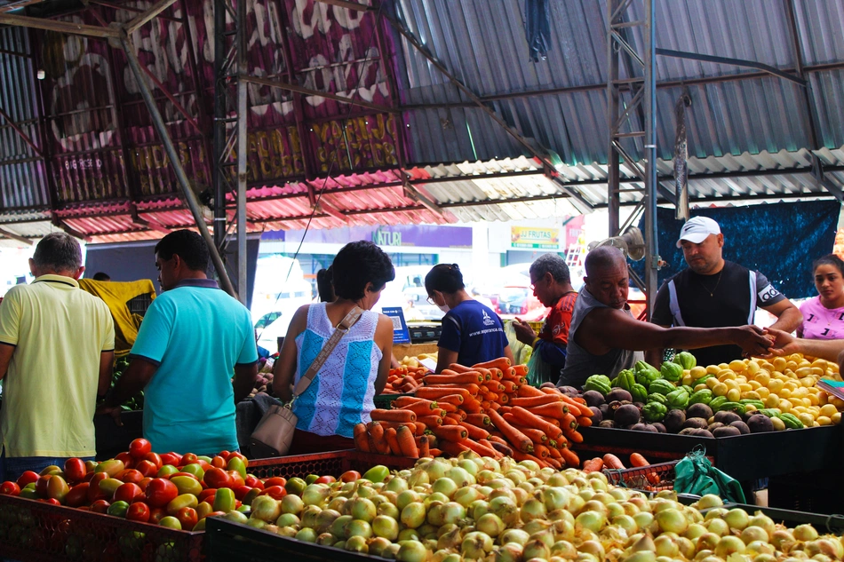 Preços; ceasa; economia; comércio; mercado; pib;