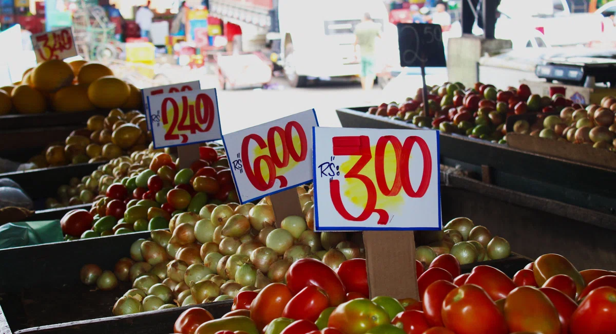 Preços; ceasa; economia; comércio; mercado; pib;