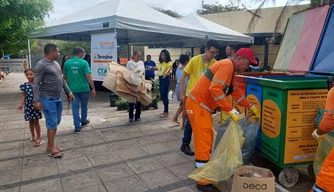 Drive Thru da Coleta Seletiva na zona Sudeste de Teresina.