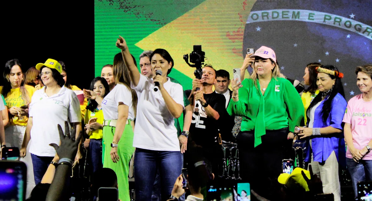 Primeira-dama Michele Bolsonaro visita Teresina