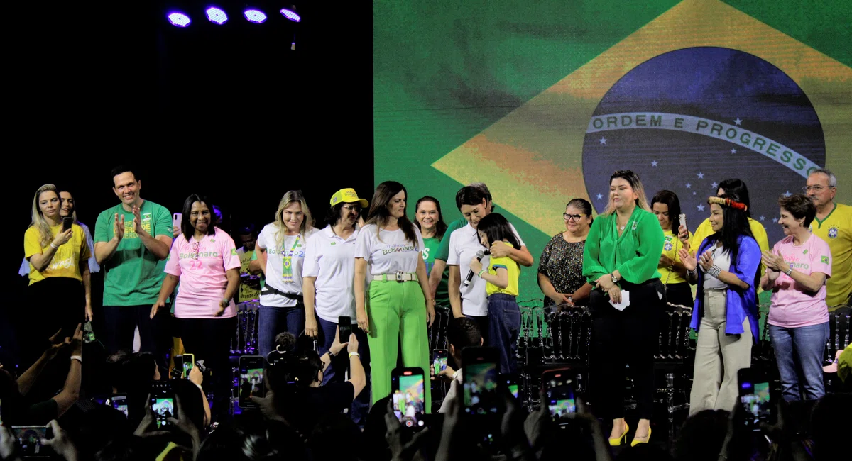 Primeira-dama Michele Bolsonaro visita Teresina