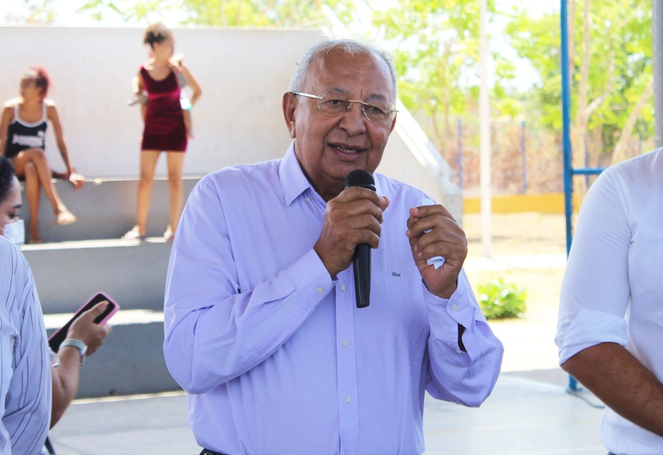 Dr. Pessoa visita lazer infantil na Santa Maria da Codipi