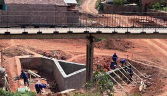 Obras no Parque Rodoviário, zona Sul de Teresina.