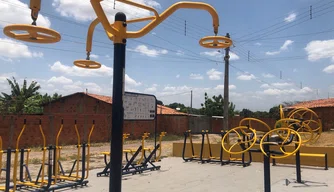 Reformas na praça do Cusduz no bairro Monte Verde em Teresina.