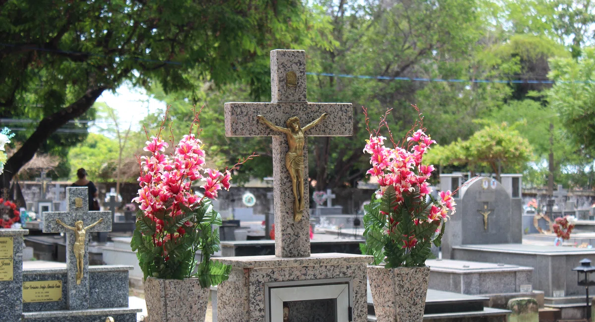 Cemitério São Judas Tadeu - Dia dos Finados