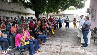 Entrega de mamografias realizadas durante campanha do Outubro Rosa em Teresina.