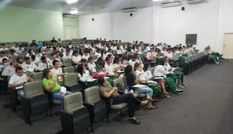 Escolas estaduais intensificam preparação de alunos para o Enem