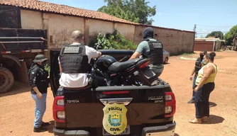 Moto apreendida no bairro Angelin em Teresina.