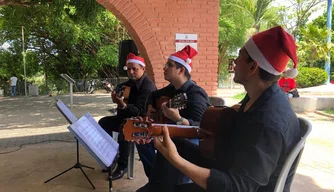 Orquestra de Violões de Teresina realizam apresentação natalina em Teresina.