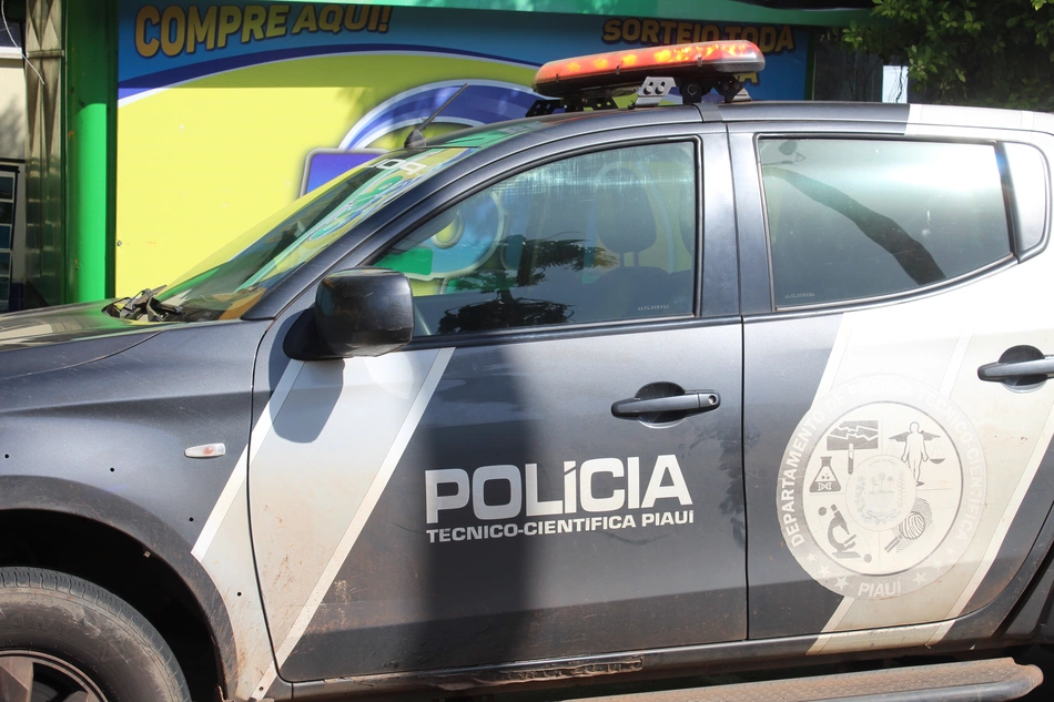 Viatura Polícia Técnico-Cientifica