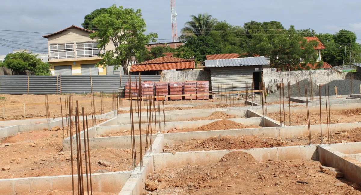 Dr. Pessoa visita obras da Casa da Mulher Brasileira em Teresina