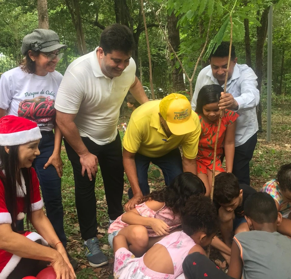 Dr. Pessoa participa do I Natal Encantado da Semam.