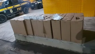 carga de cigarros apreendida em Floriano.