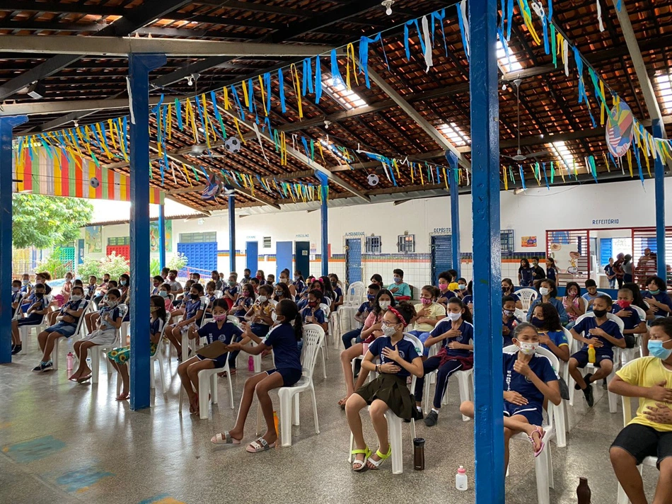 Semec leva projeto contra bullying para escola municipal.