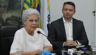 Governadora Regina Sousa