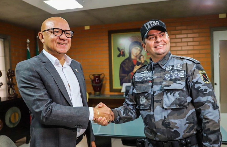 Franzé Silva e o coronel Scheiwann