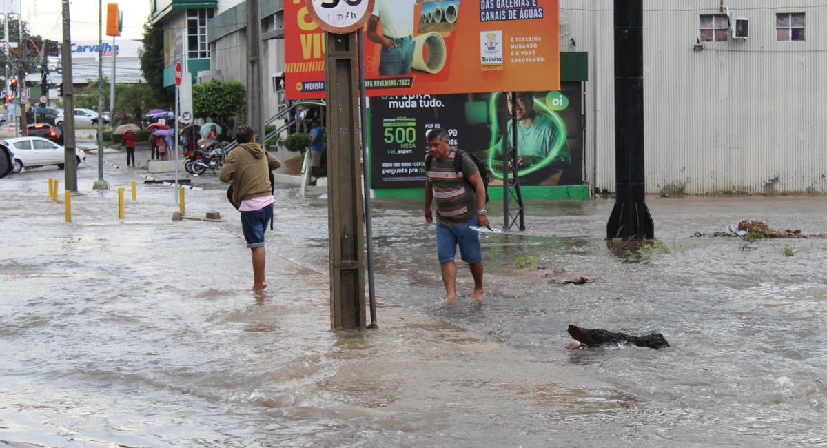 Alagamento na Homero Castelo Branco