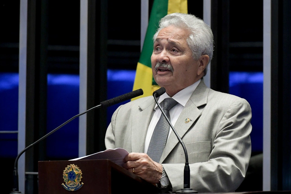 Senado Elmano Férrer