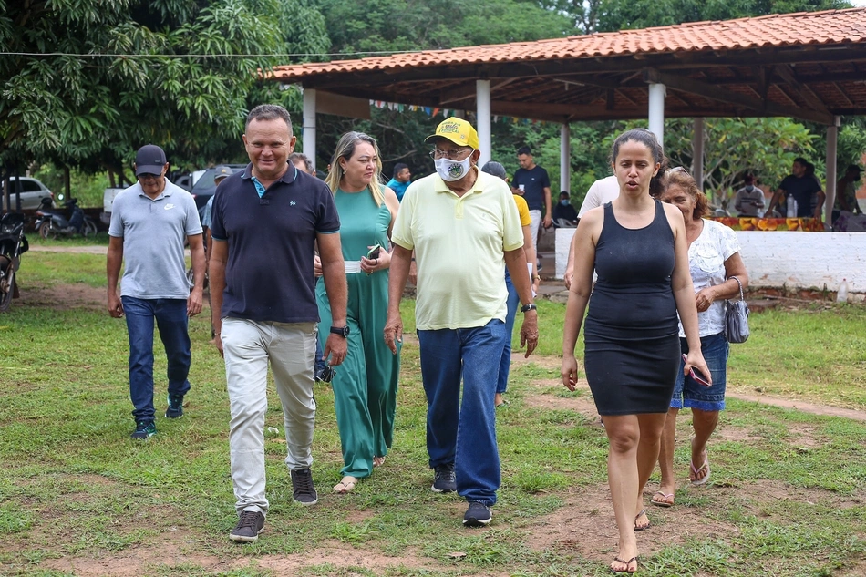 Prefeito Dr. Pessoa anuncia asfaltamento de estrada do Povoado Soturno