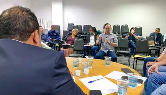 Setut em reunião com vereadores na Câmara Municipal de Teresina.