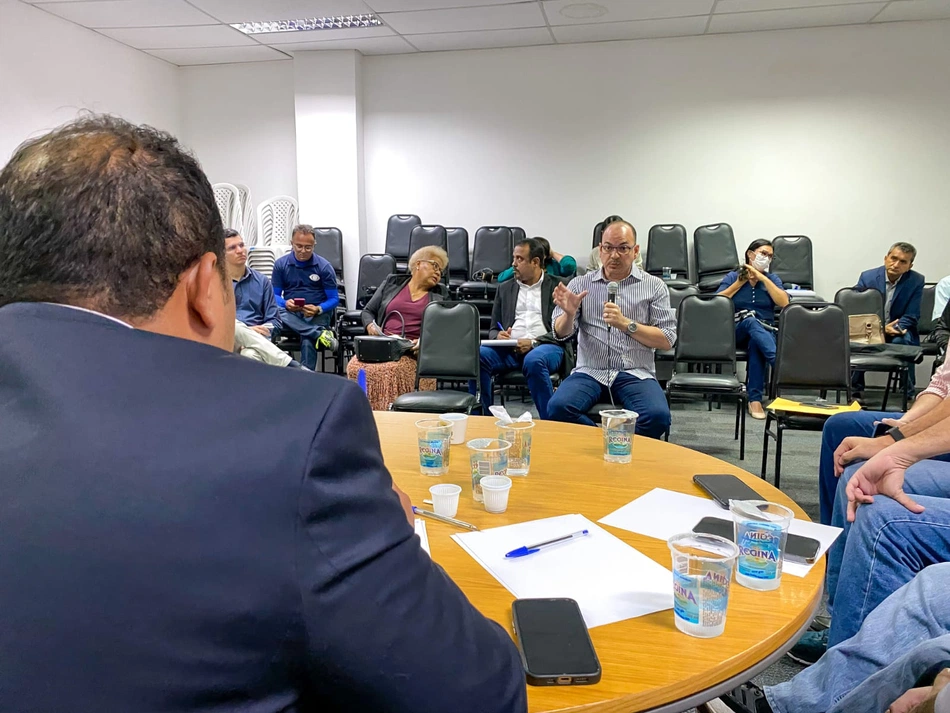 Setut em reunião com vereadores na Câmara Municipal de Teresina.